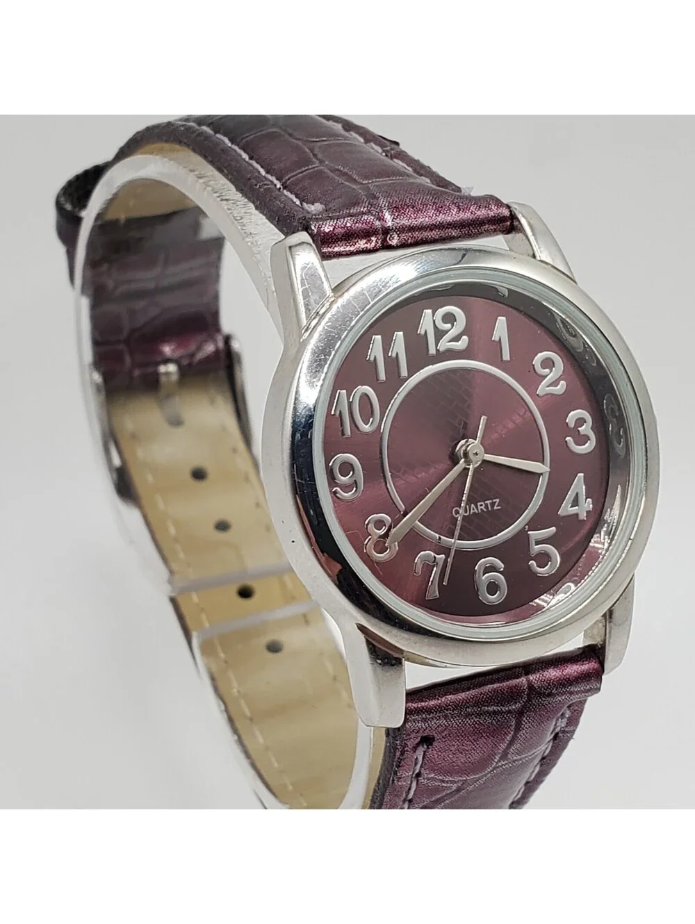 Purple Quartz Womens Watch 30mm Silver Tone Purple Band New Battery